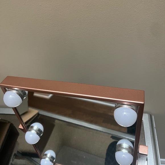 IMPRESSIONS VANITY Hollywood Tri-Tone Makeup Mirror Swivel Soft Touch Bronze - Picture 13 of 16